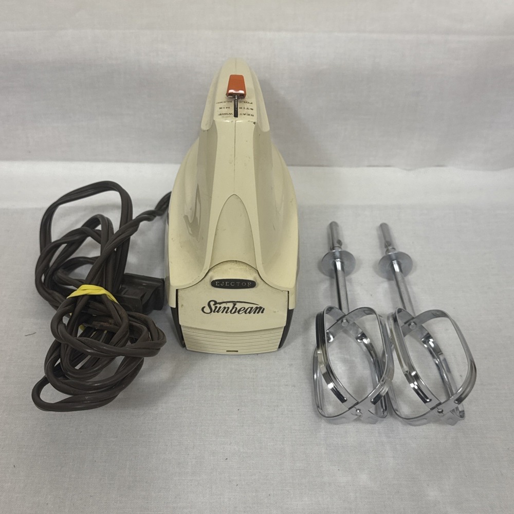 Sunbeam Mixmaster Almond & Brown 3-Speed Handheld Hand Mixer Working Vintage